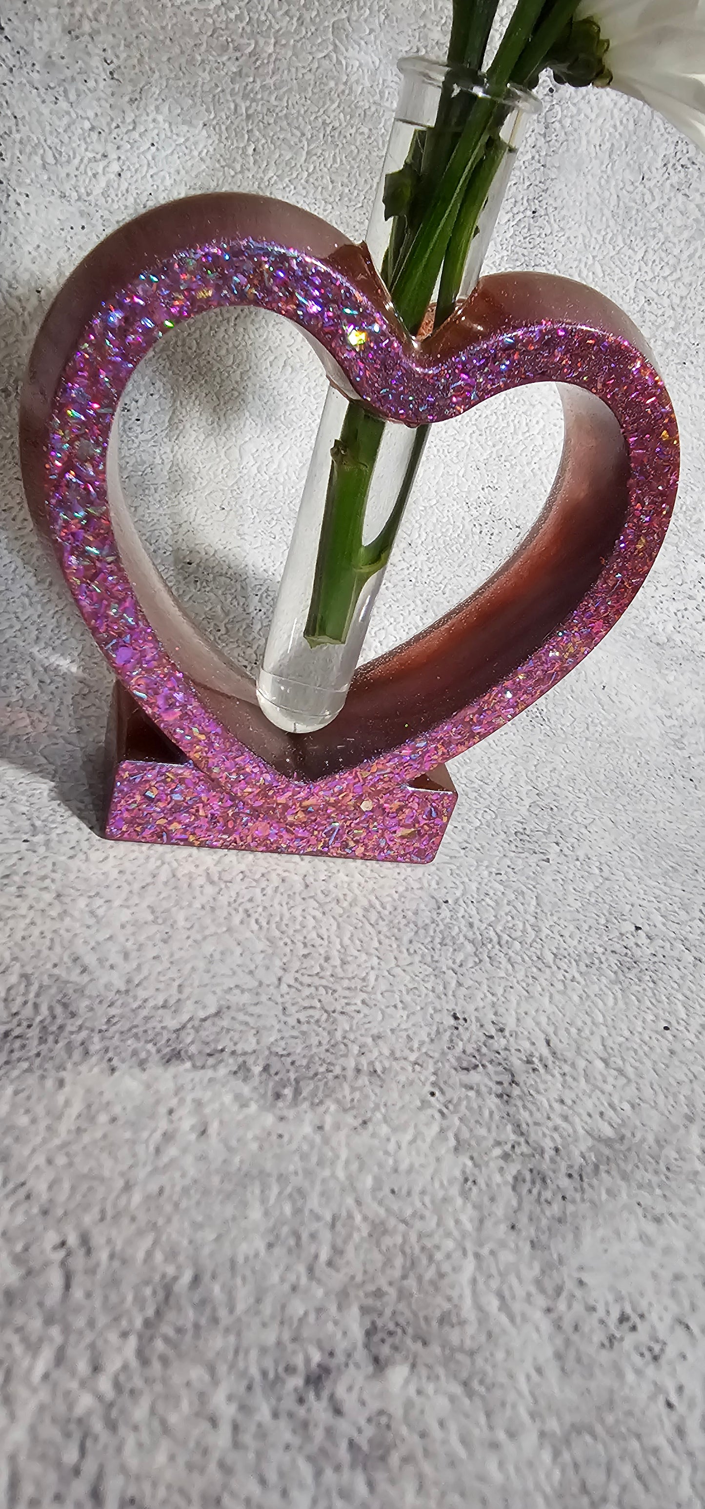 Pink Glitter Heart Bud Vase – Single Stem Flower Holder